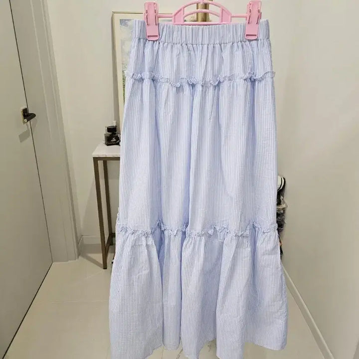 [BUNJANG] Striped Frill Long Skirt / 스트라이프 프릴캉캉 롱스커트 색상택1