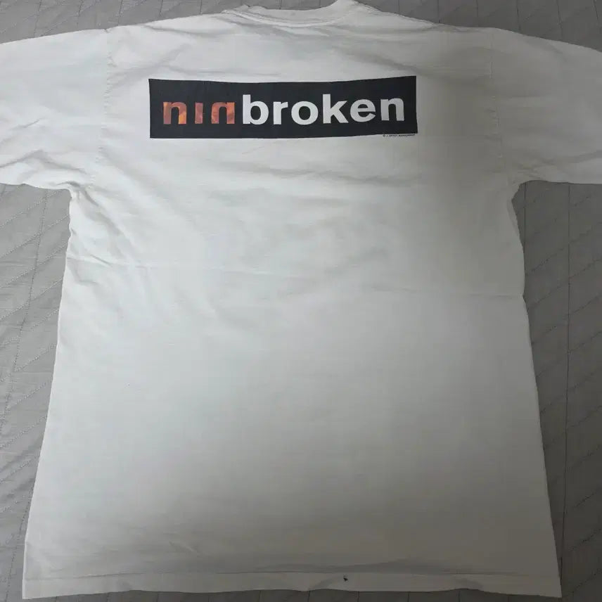[SOLD OUT] [XL] 90s 나인인치네일스 NINBROKEN 빈티지 밴드티