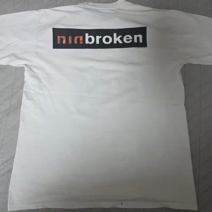 [SOLD OUT] [XL] 90s 나인인치네일스 NINBROKEN 빈티지 밴드티