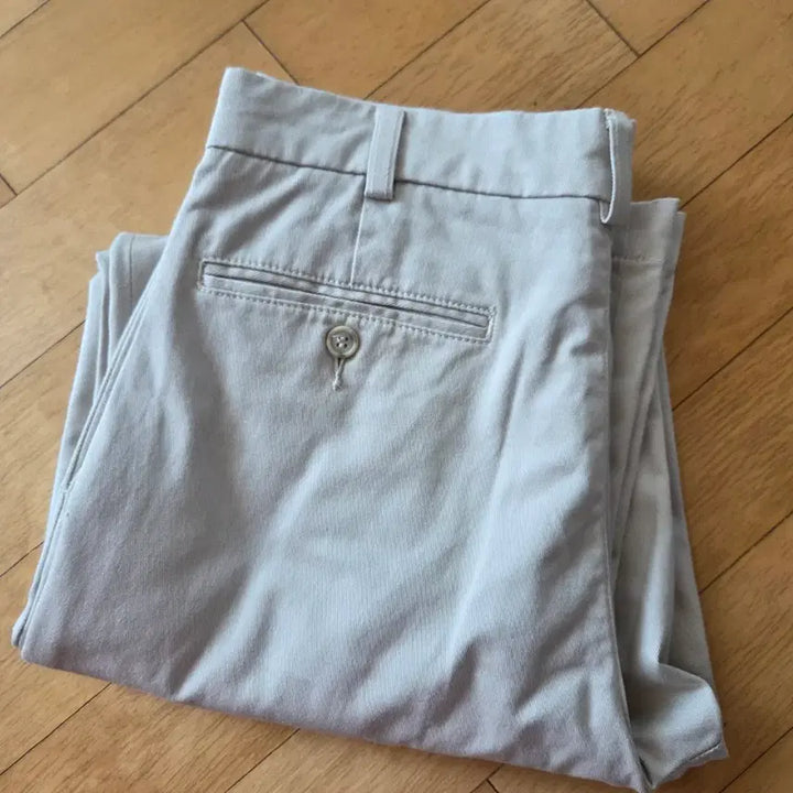 [BUNJANG] Wrangler Two-Tuck Chino Pants / 남녀공용 랭글러 연베이지 투턱 치노팬츠