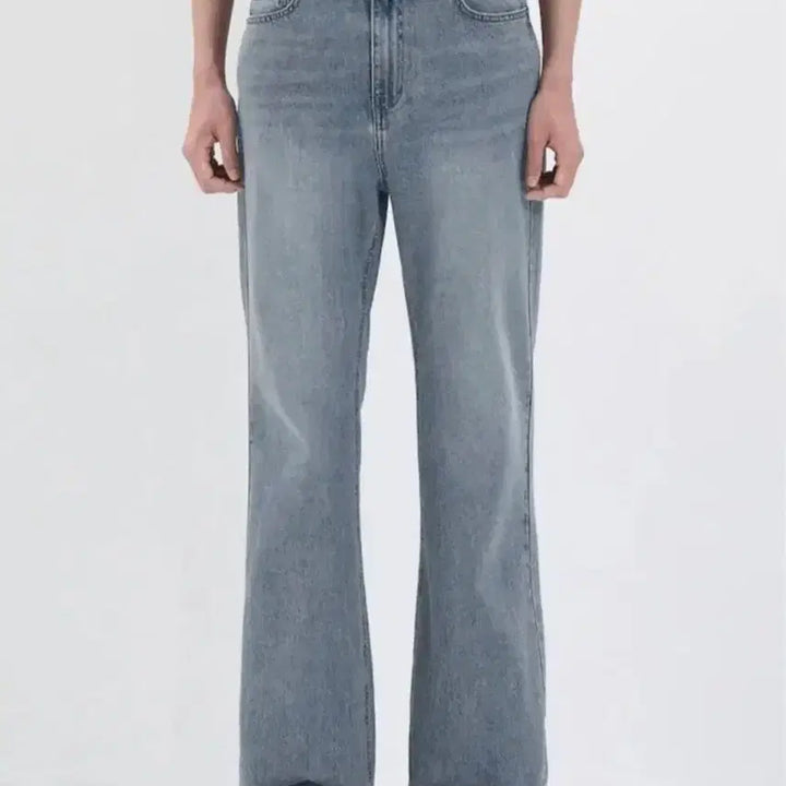 [SOLD OUT] 준지 26SS 부츠컷 데님 팬츠 48