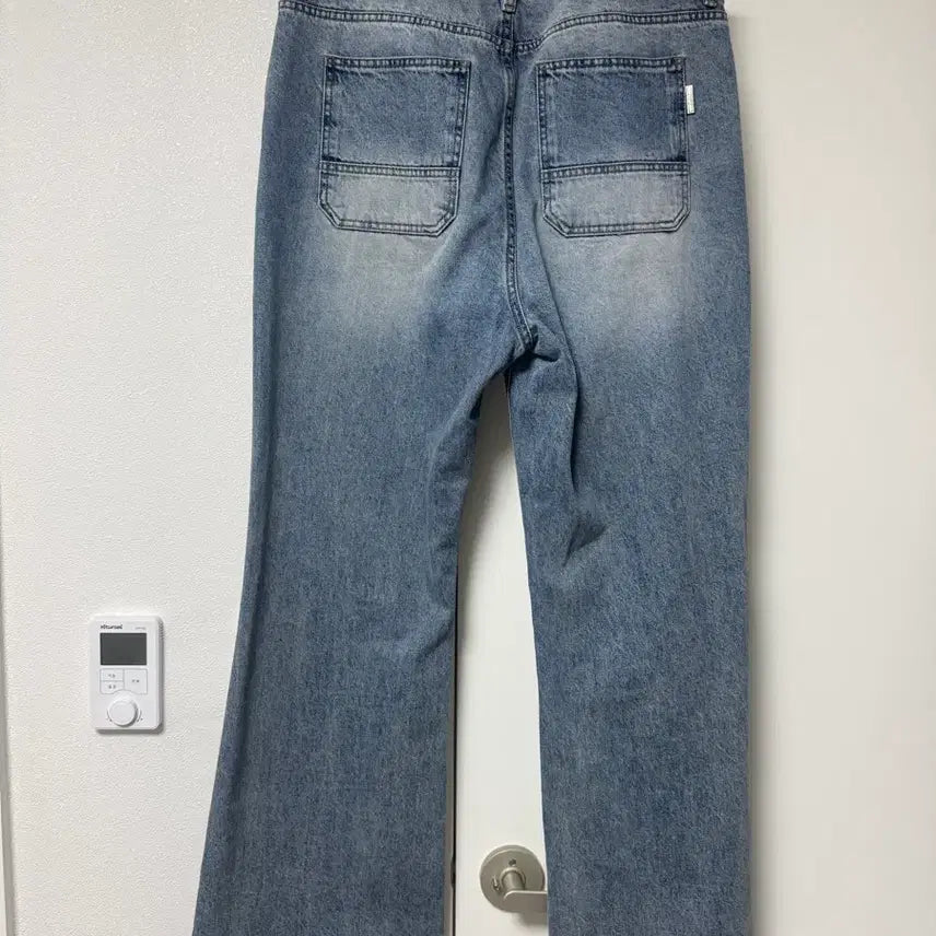 [SOLD OUT] 준지 26SS 부츠컷 데님 팬츠 48