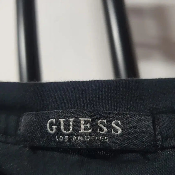 [SOLD OUT] GUESS 남녀공용 게스 반팔 블랙 M 95