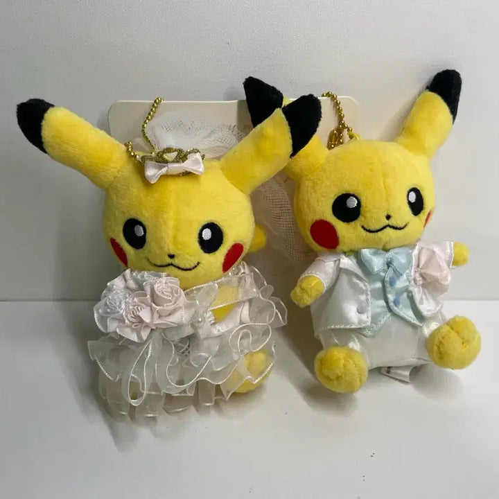 [BUNJANG] Pokemon Pikachu Wedding Couple Limited Keyring Set / 피카츄 웨딩 커플 한정 키링 세트 포켓몬스터