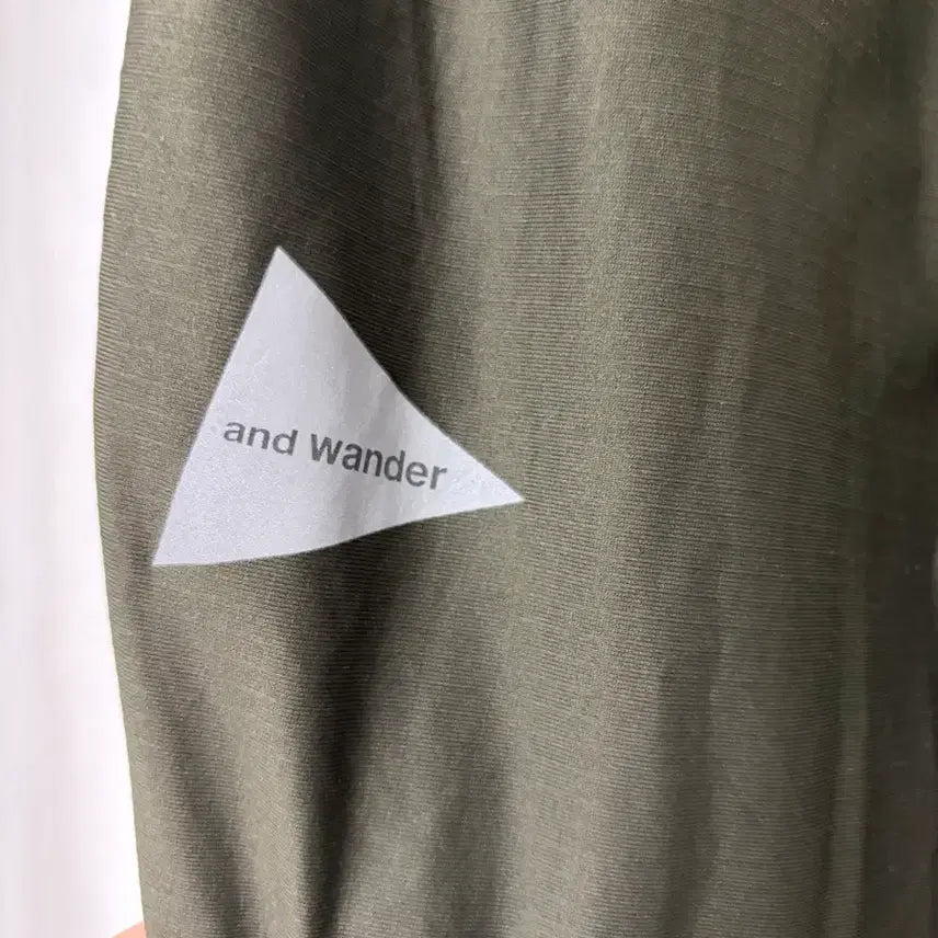 [SOLD OUT] 앤드원더 and wander raschel rip pants 3