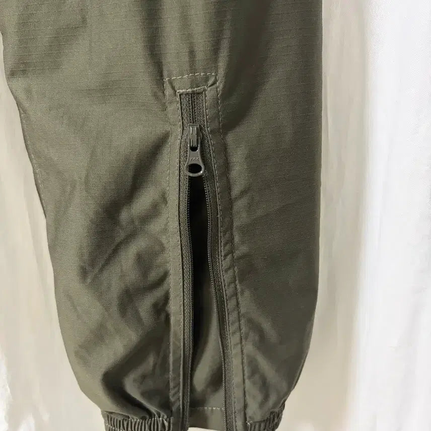 [SOLD OUT] 앤드원더 and wander raschel rip pants 3
