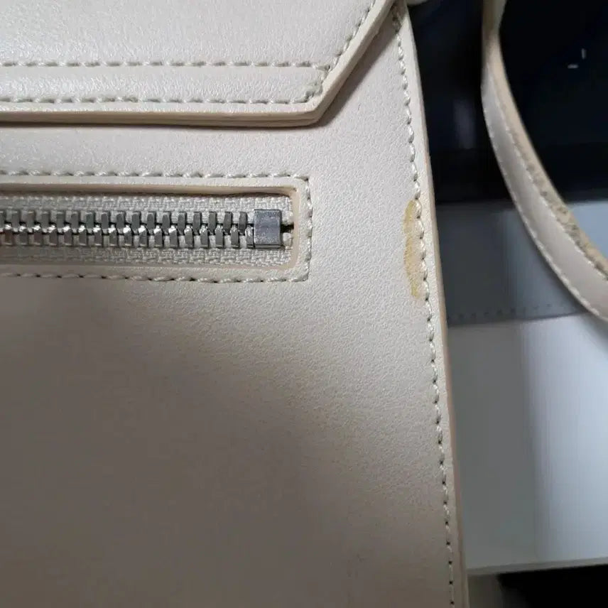 [BUNJANG] Saint Scott White Bag / 원가8.7)세인트스코트 백 화이트 급처
