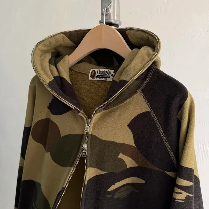 [BUNJANG] Bape Camo Pattern Full-zip Hoodie / Bape 베이프 카모패턴 풀집업 후드