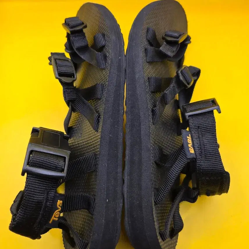 [BUNJANG] Teva Original Alp Sandals Black (230) / 테바 오리지널 알프 샌들 블랙 (230)