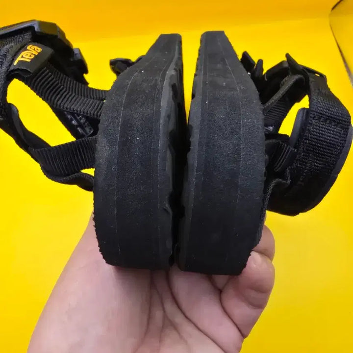 [BUNJANG] Teva Original Alp Sandals Black (230) / 테바 오리지널 알프 샌들 블랙 (230)