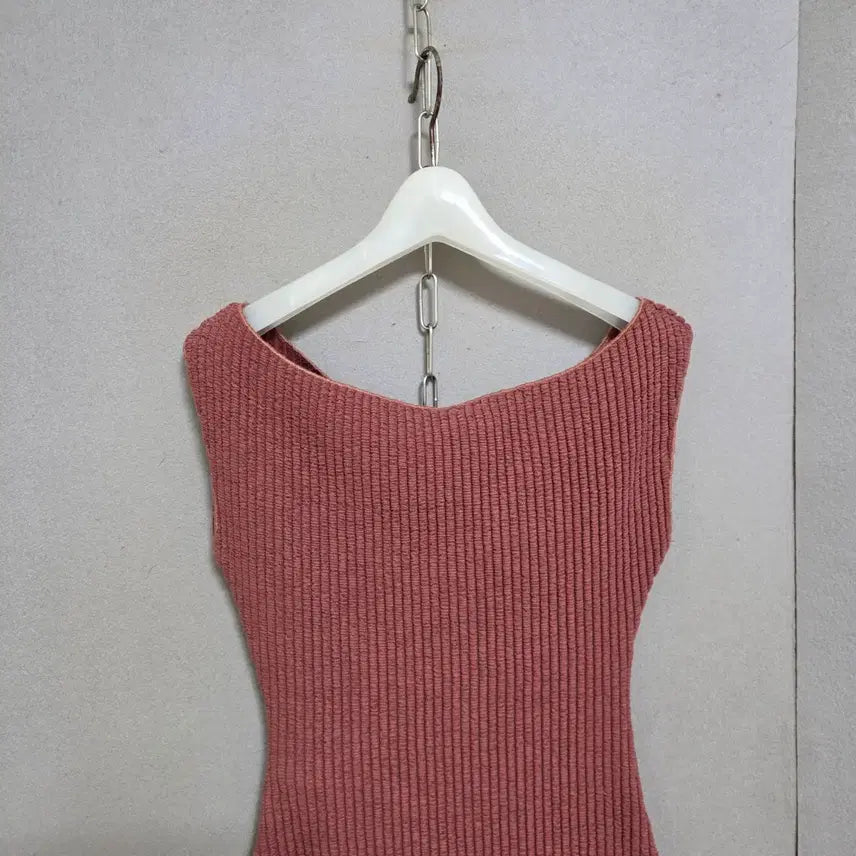[SOLD OUT] 자라 라인이쁜 나시 티셔츠 S   n4412   미착용제품