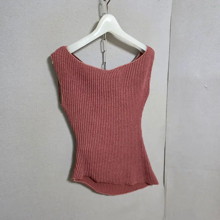 [SOLD OUT] 자라 라인이쁜 나시 티셔츠 S   n4412   미착용제품