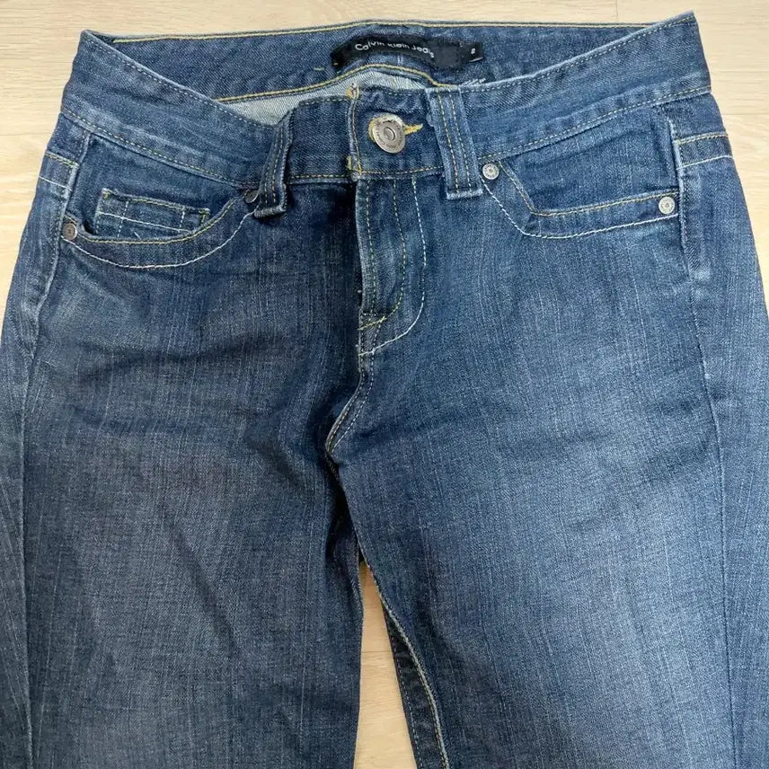 [BUNJANG] Calvin Klein Backstitch Semi-Bootcut Jeans / 캘빈클라인 백스티치 세미부츠컷 S2L32