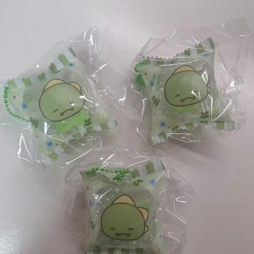 [SOLD OUT] 교환) 픽셀리 더 프리즘 가챠 랜덤 과자 봉지 키링 공룡 (각별 구함!)
