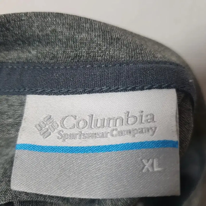 [BUNJANG] Columbia Gray XL T-shirt / 컬럼비아 반팔 그레이 XL 105