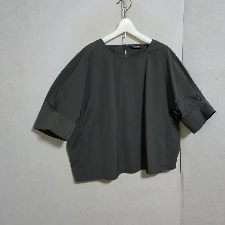 [BUNJANG] Valencia Nylon Blend Blouse / 발렌시아 바스락소재 블라우스 66  n4413