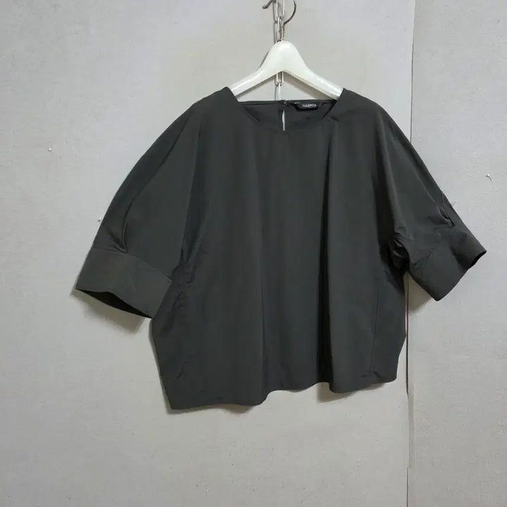 [BUNJANG] Valencia Nylon Blend Blouse / 발렌시아 바스락소재 블라우스 66  n4413
