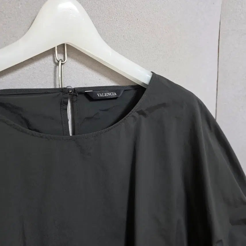 [BUNJANG] Valencia Nylon Blend Blouse / 발렌시아 바스락소재 블라우스 66  n4413