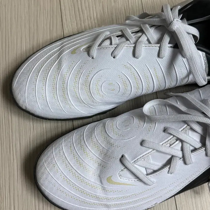[BUNJANG] Nike Phantom Luna 2 Academy TF White Futsal Shoes / 나이키 풋살화 260 | 나이키 팬텀 GX 2 아카데미 TF 화이트