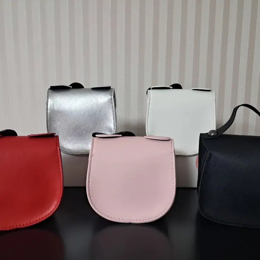 [BUNJANG] Sanrio Hello Kitty Mini Crossbody Bag / 산리오 헬로키티 미니 크로스백 모음 새상품