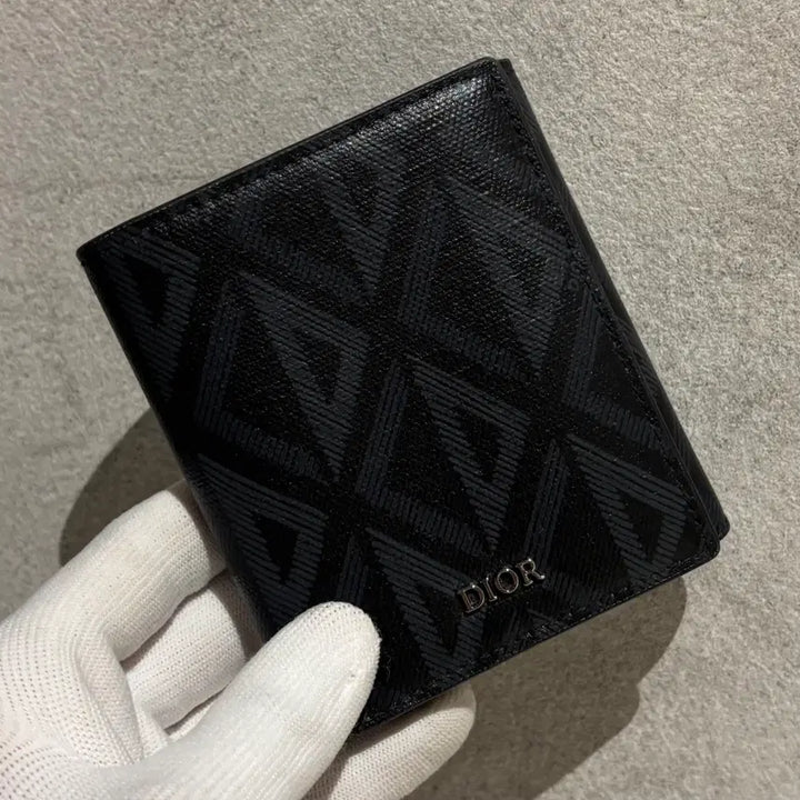 [BUNJANG] Dior CD Diamond Tri-Fold Wallet / [정품(선물가능)/OS] 디올 CD 다이아 3단 반지갑