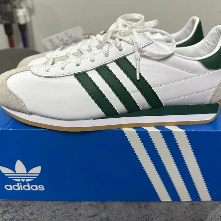 [BUNJANG] Adidas Country OG Sneakers / [팝니다] 아디다스 컨트리 OG 운동화 280mm 새제품(50%