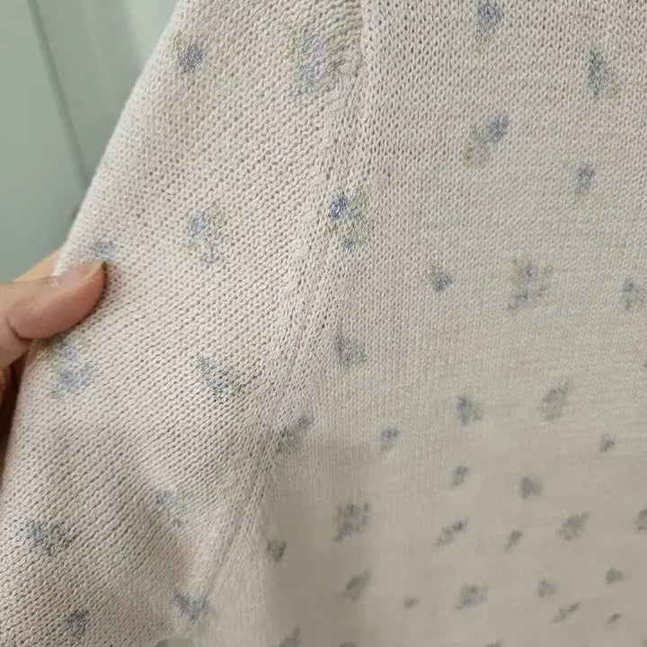 [BUNJANG] Floral Pattern Short Sleeve Knit Top / 플라워 패턴 반팔 니트