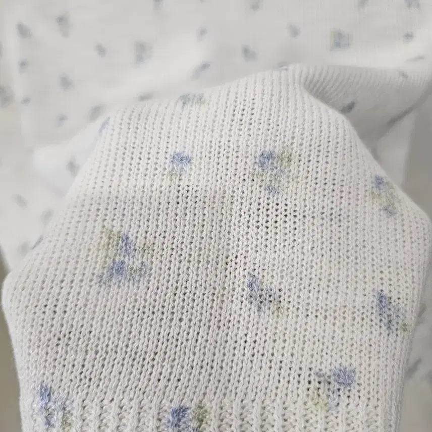 [BUNJANG] Floral Pattern Short Sleeve Knit Top / 플라워 패턴 반팔 니트