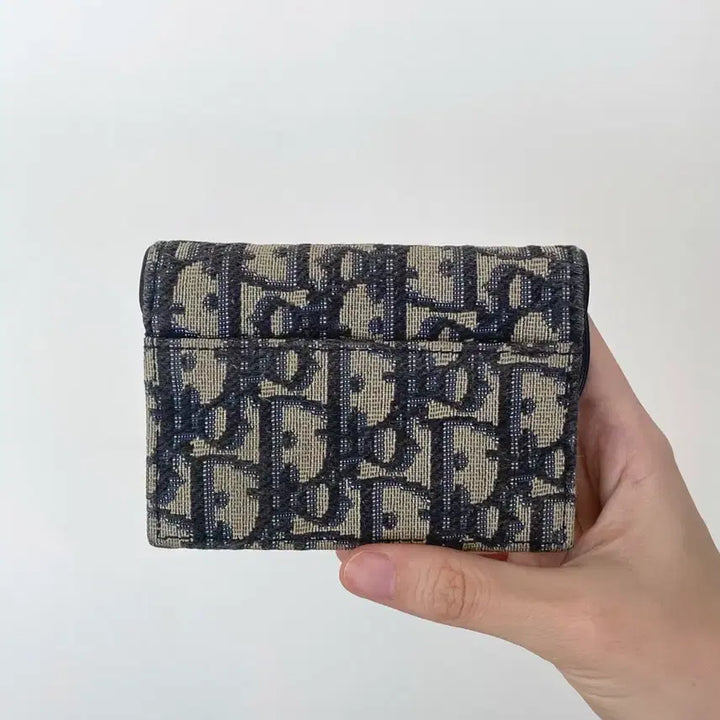 [BUNJANG] Dior Saddle Bloom Card Wallet / 디올 새들 블룸 카드 지갑 (블루 오블리크 자카드)