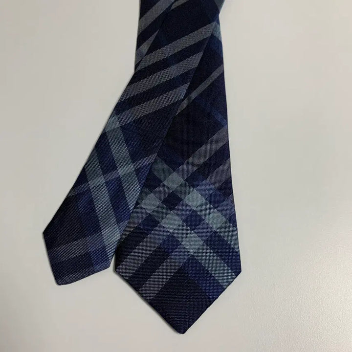 [BUNJANG] Burberry Nova Check Silk Slim Necktie / 버버리(BURBERRY) 신형라벨 노바체크 명품 슬림넥타이 최상급