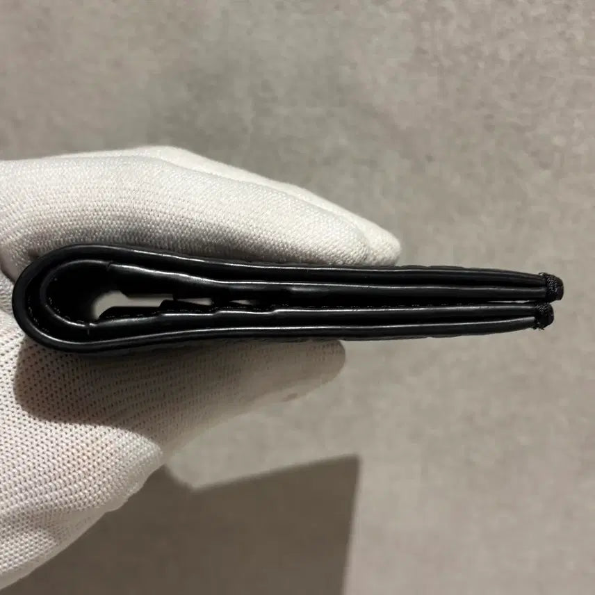 [BUNJANG] Dior Gravity Bi-Fold Wallet / [정품(선물가능)/OS] 디올 그래비티 바이폴드 반지갑