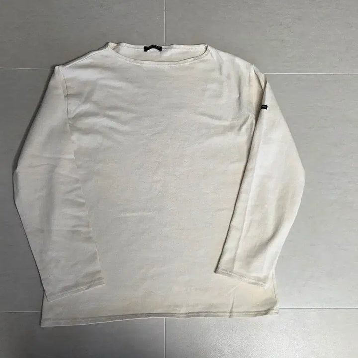[SOLD OUT] 세인트 제임스 길도 U 티셔츠