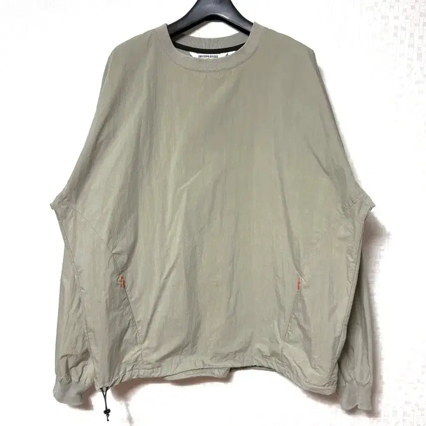 [BUNJANG] Uniform Bridge Warm-up Woven Long Sleeve T-Shirt / [L,100]유니폼브릿지 웜업 우븐 긴팔티 오버핏