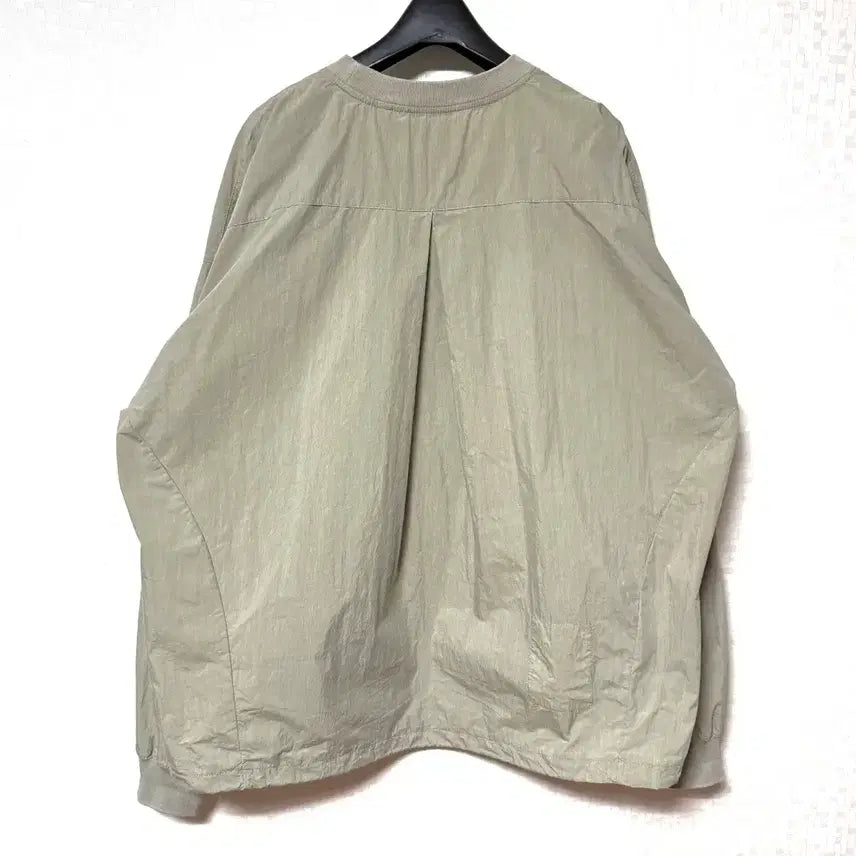 [BUNJANG] Uniform Bridge Warm-up Woven Long Sleeve T-Shirt / [L,100]유니폼브릿지 웜업 우븐 긴팔티 오버핏