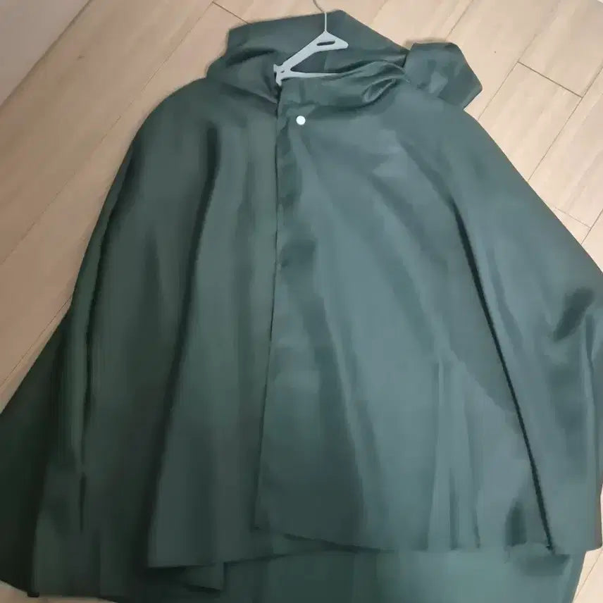 [BUNJANG] Attack on Titan Survey Corps Cape (XL) / 진격의 거인 조사병단 망토