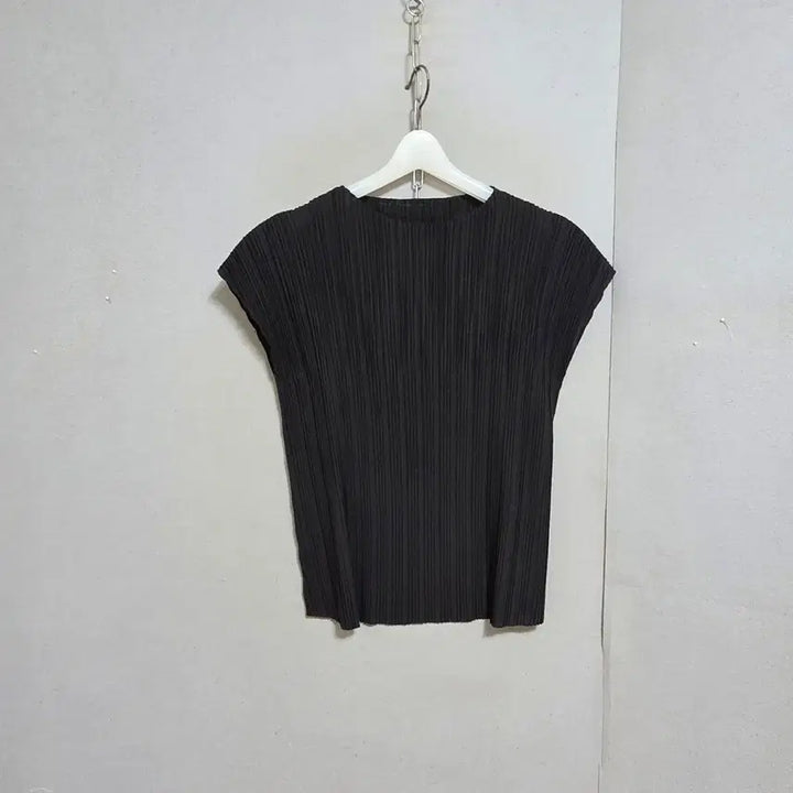 [SOLD OUT] 플리츠미 캡소매라인 티셔츠 FF   n4415