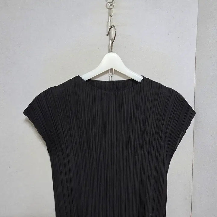 [SOLD OUT] 플리츠미 캡소매라인 티셔츠 FF   n4415