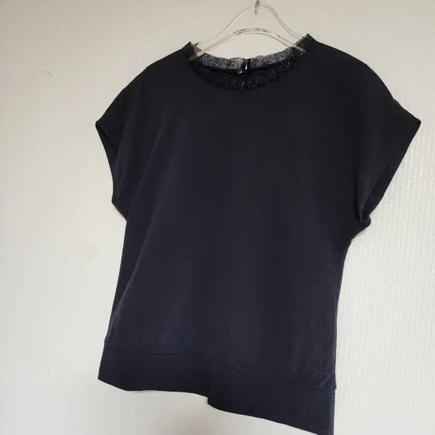 [BUNJANG] The Izzat Rayon Blend Blouse / 더아이잗 레이온혼방 블라우스55