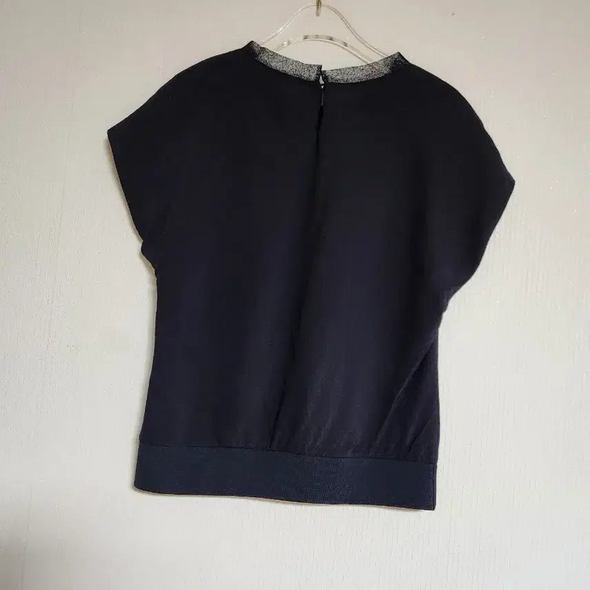 [BUNJANG] The Izzat Rayon Blend Blouse / 더아이잗 레이온혼방 블라우스55