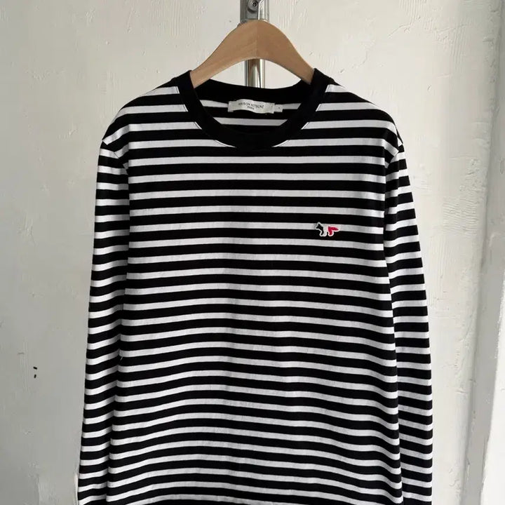 [SOLD OUT] Maison Kitsune 메종키츠네 트리컬러폭스 단가라 슬리브
