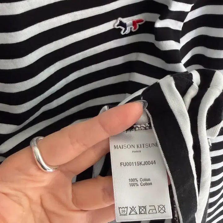 [SOLD OUT] Maison Kitsune 메종키츠네 트리컬러폭스 단가라 슬리브