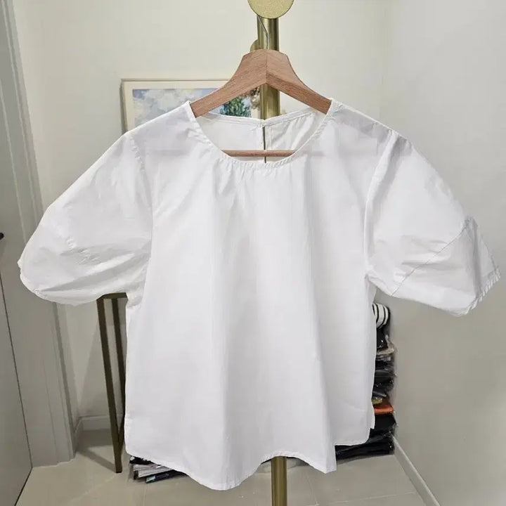 [SOLD OUT] 튤립소매 반팔 블라우스