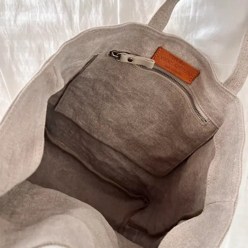[BUNJANG] Vanessa Bruno Linen Sequin Tote Bag / 바네사브루노 베이지 스팽글 장식 리넨 M 카바스백