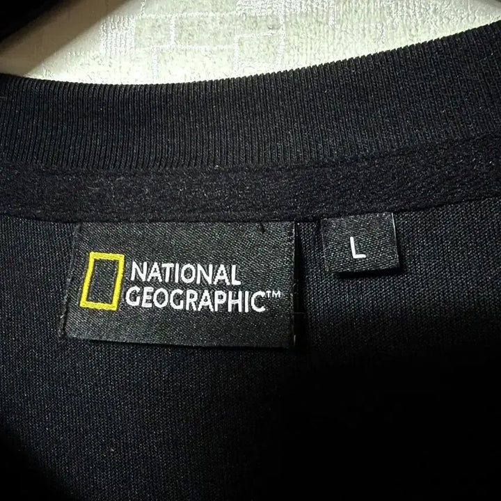 [BUNJANG] National Geographic Big Logo T-shirt Black / [L,100]내셔널지오그래픽 빅로고 반팔티 블랙