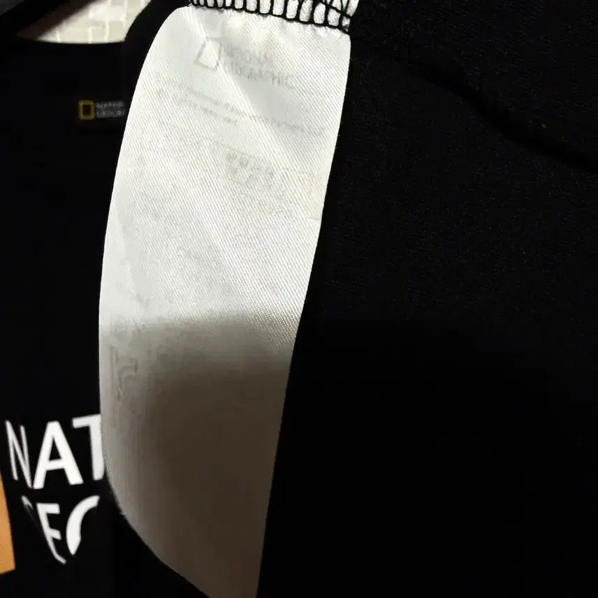 [BUNJANG] National Geographic Big Logo T-shirt Black / [L,100]내셔널지오그래픽 빅로고 반팔티 블랙