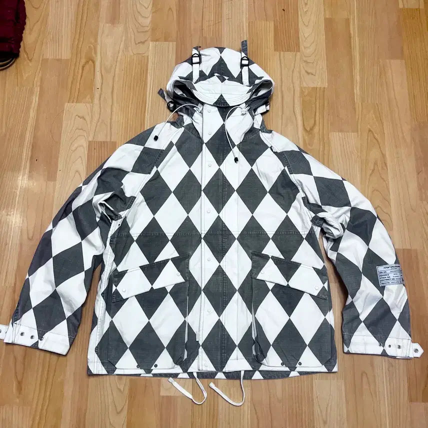 [SOLD OUT] (XL) 페치선데이 체커보드 후디 바람막이