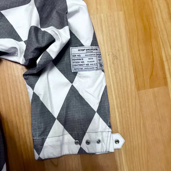 [SOLD OUT] (XL) 페치선데이 체커보드 후디 바람막이