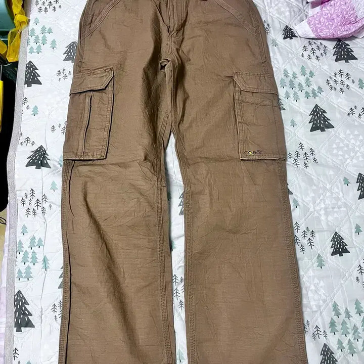 [SOLD OUT] (32) 칼하트 브라운 카고 워크팬츠