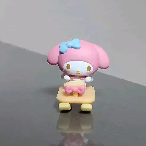 [BUNJANG] My Melody Sleigh Figure / 마이멜로디 스윙 썰매 피규어