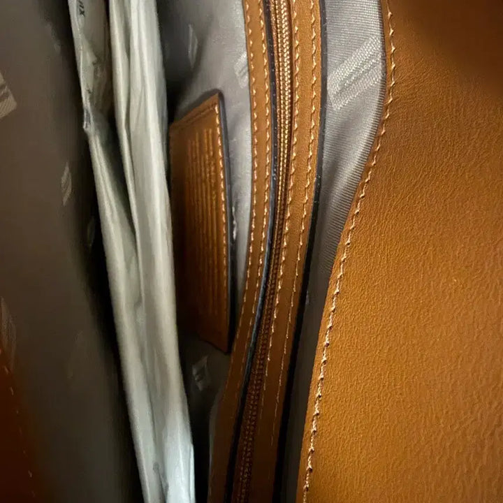 [BUNJANG] Hartmann Black Leather Briefcase / 하트만 블랙 서류 가방 새상품